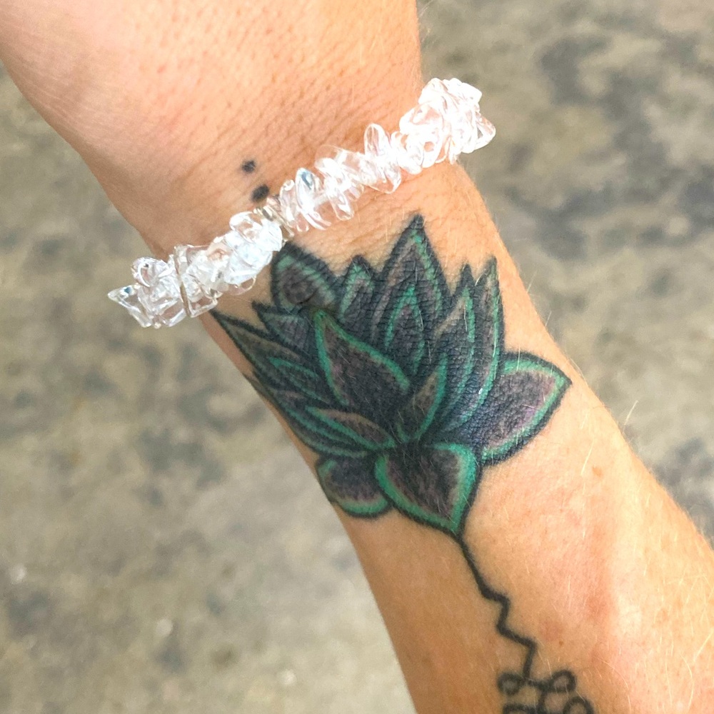 Fine Elegance Clear Quartz Bracelet - Picture 2 of 5